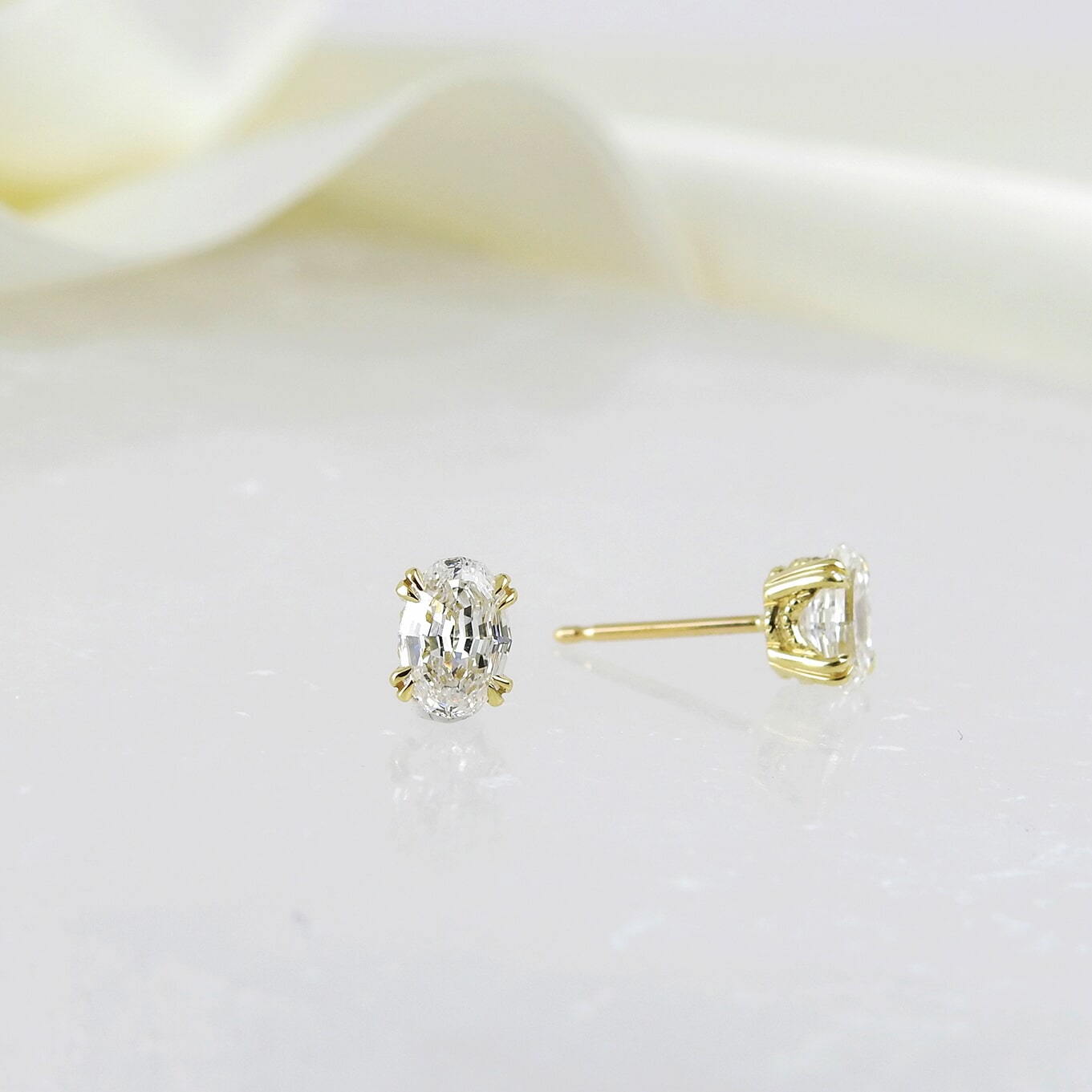 Specialty Cuts: Antique Oval Step-Cut Lab Diamond Studs 1.0ctw